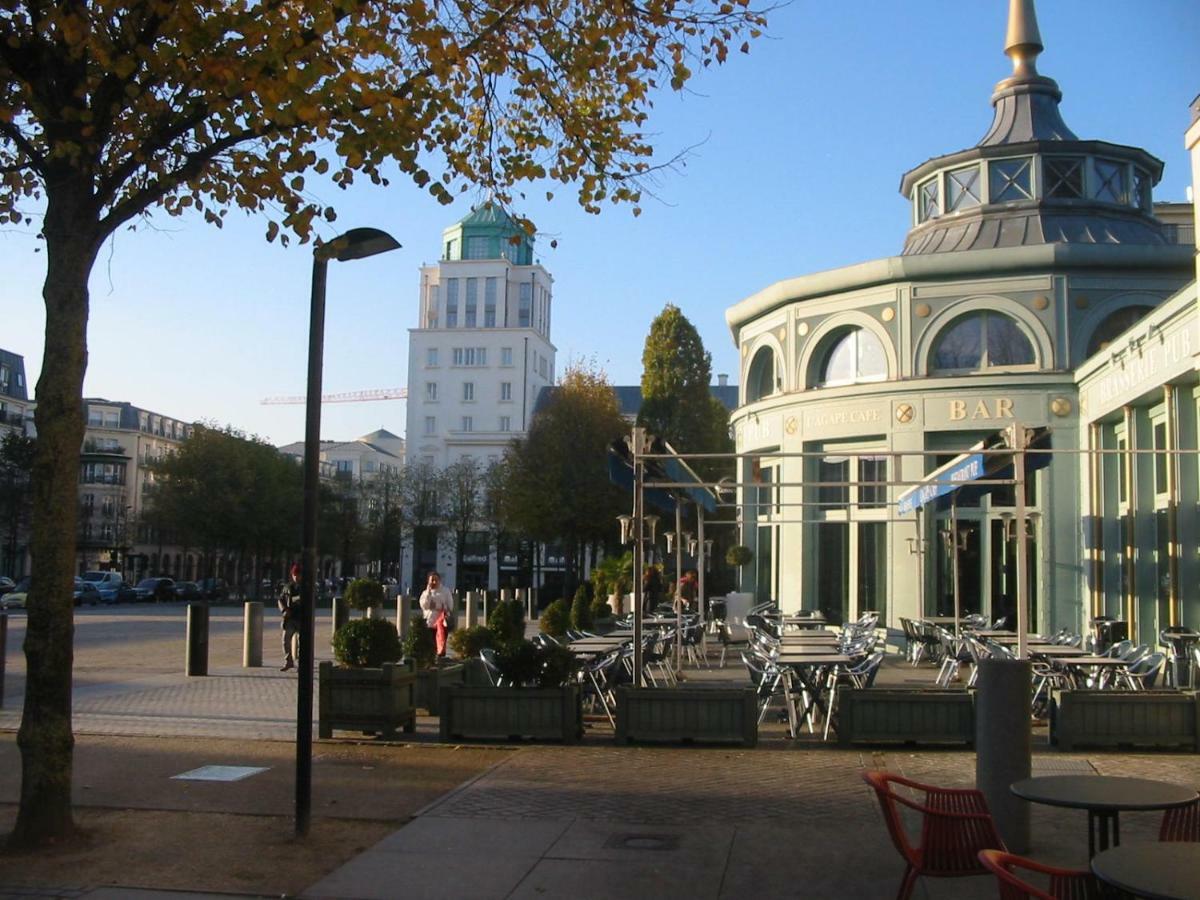 Le Charleston 3P 5 Minutes Disney Parking Gratuit Terrasse Chessy  Exteriör bild