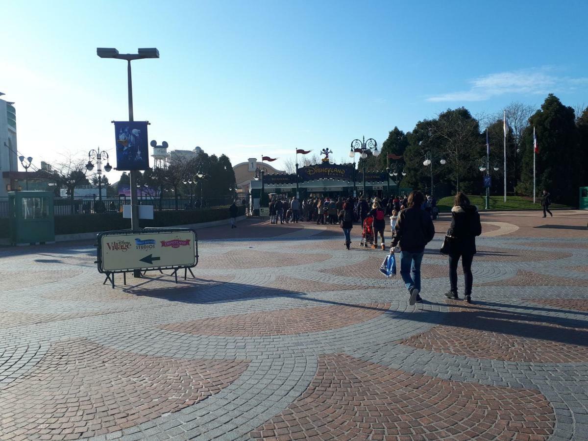 Le Charleston 3P 5 Minutes Disney Parking Gratuit Terrasse Chessy  Exteriör bild